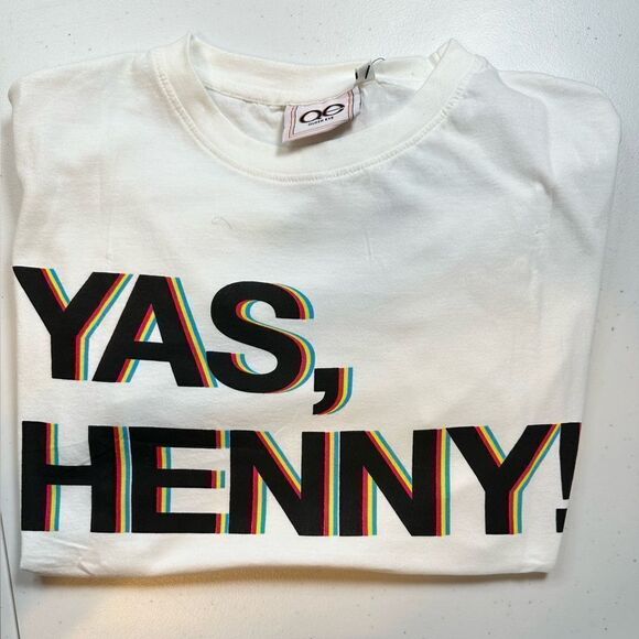 NWT Queer Eye Unisex White Short Sleeve Graphic Tee Shirt “Yes Henny” - Size M - Picture 2 of 6